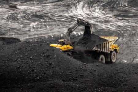 Россия нарастила добычу угля в июне на 3,1%
