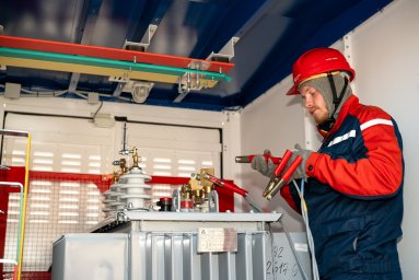 ​&laquo;Россети Тюмень&raquo; выполнили плановый ремонт ключевого оборудования на подстанции в Югре