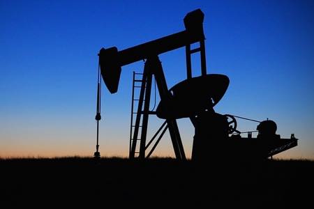Иркутская нефтяная компания выиграла аукцион на нефтегазовый Тубинский участок
