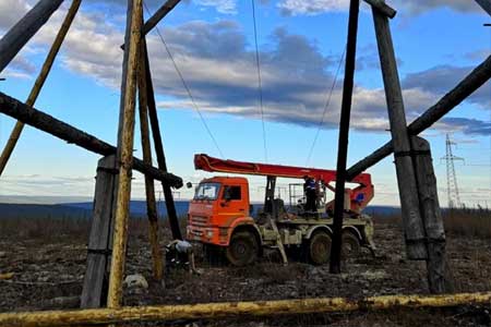 Энергетики Якутскэнерго проводят капитальный ремонт ВЛ «КВГЭС – Айхал»