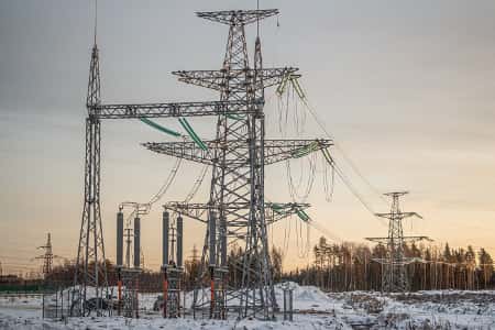 На Ленинградской АЭС сдана в эксплуатацию новая линия электропередачи для увеличивающихся мощностей станции
