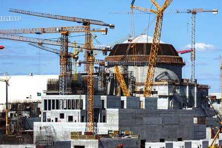 Статор генератора второго энергоблока Белорусской АЭС установлен в проектное положение