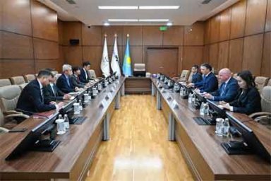 Казахстан и Япония готовы развивать низкоуглеродные проекты на Атырауском НПЗ