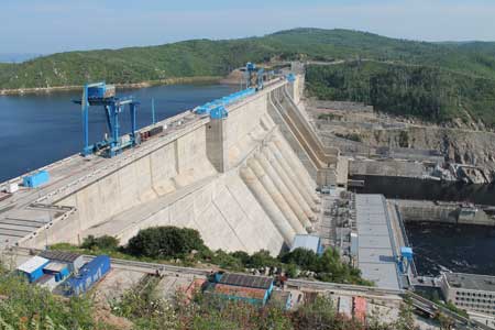 Бурейская ГЭС выработала 4,9 млрд киловатт-часов электроэнергии за 9 месяцев 2018 года
