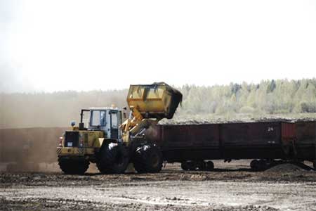 «ВяткаТорф» заготовил к отопительному сезону уже 435 тысяч тонн торфа
