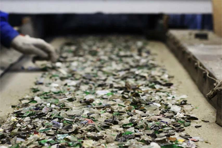 В России ежегодно образуется 5 млн тонн стеклянных отходов