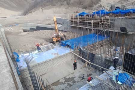 На строительстве Башенной МГЭС завершена проходка деривационного тоннеля