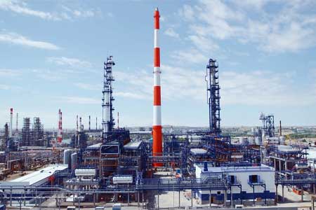 Орский НПЗ в январе 2018 г увеличил общий объем переработки нефти на 5,1%
