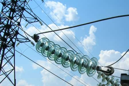 «Россети Юг» приступили к ремонту электросетевого оборудования в отдаленном районе Ростовской области