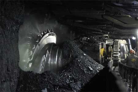 Шахта имени В.Д. Ялевского АО «СУЭК-Кузбасс» добыла восемь миллионов тонн угля