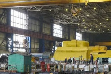 Вплоть до фундамента: показываем, как реконструируют цилиндр первой турбины на Красноярской ТЭЦ-2