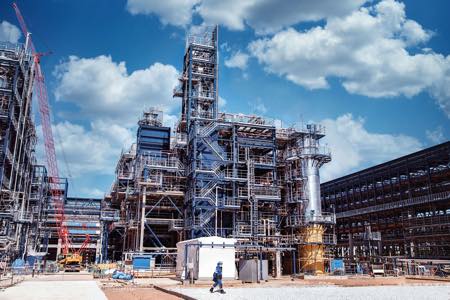 «Газпром нефть» начала первый этап испытаний будущего комплекса глубокой переработки нефти