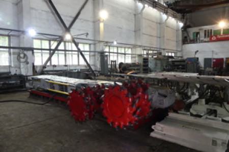 Завершен капитальный ремонт очистного комбайна 1К101У для новой лавы шахты «Ясиновская-Глубокая»