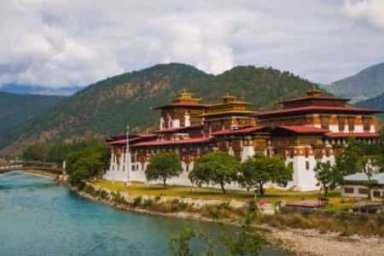 Бутан построит три малых ГЭС для снабжения отдаленных районов