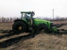 Пензенские энергетики напоминают водителям и механизаторам о необходимости соблюдения правил безопасности