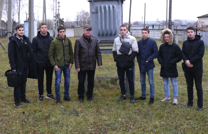 Барышские энергетики ульяновского филиала «Россети Волга» провели день открытых дверей для студентов