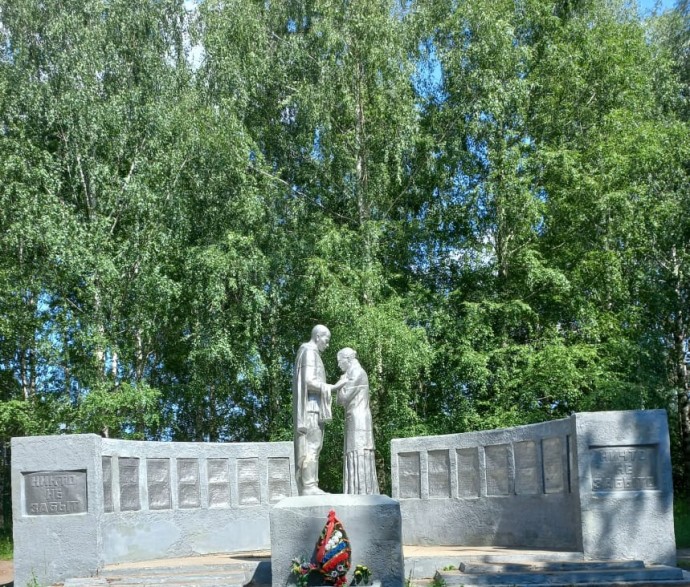 «Россети Центр и Приволжье Мариэнерго» благодарят за благоустройство памятников героям Великой Отечественной войны