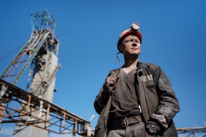 В преддверии Дня шахтера горняки угольной компании «Северный Кузбасс» ГК ТАЛТЭК взяли на себя повышенные трудовые обязательства