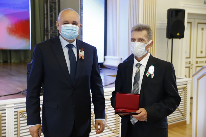 Высокая государственная награда присвоена сотруднику угольного дивизиона ГК ТАЛТЭК