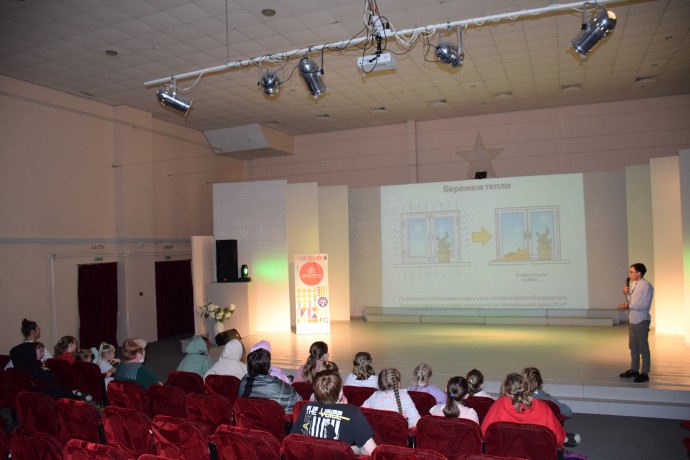 Специалисты «Владимирэнерго» рассказали школьникам об энергосбережении и электробезопасности