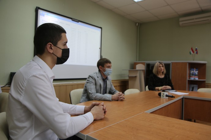 Работники Нововоронежской АЭС приняли участие в круглом столе ко Дню российской науки