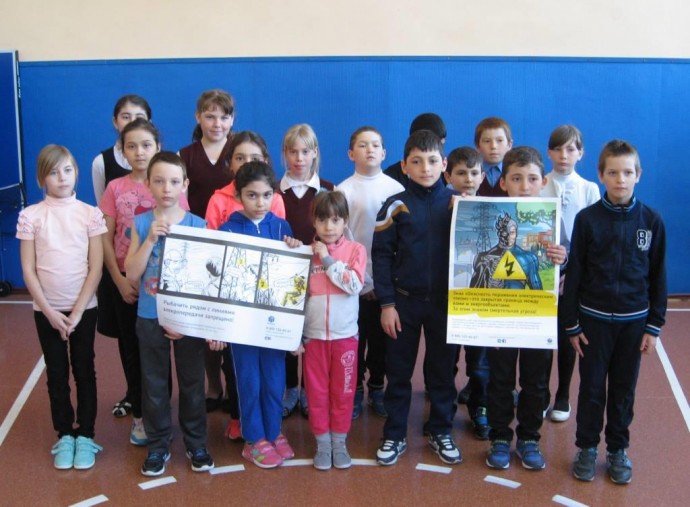 Энергетики «Самарских РС» проводят уроки электробезопасности в детских лагерях