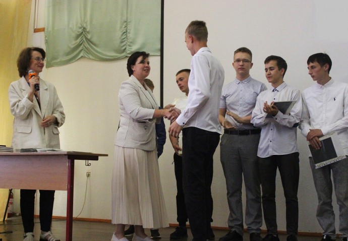 Тридцать два школьника поселка Яйва получили первую профессию, востребованную на Яйвинской ГРЭС