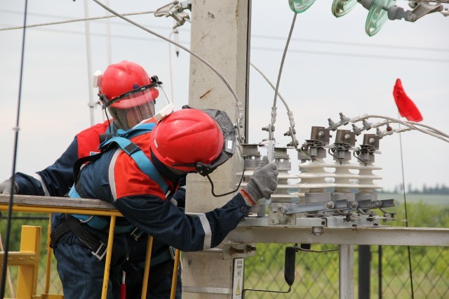 Энергетики «Пензаэнерго» отремонтируют более 1700 км линий электропередачи